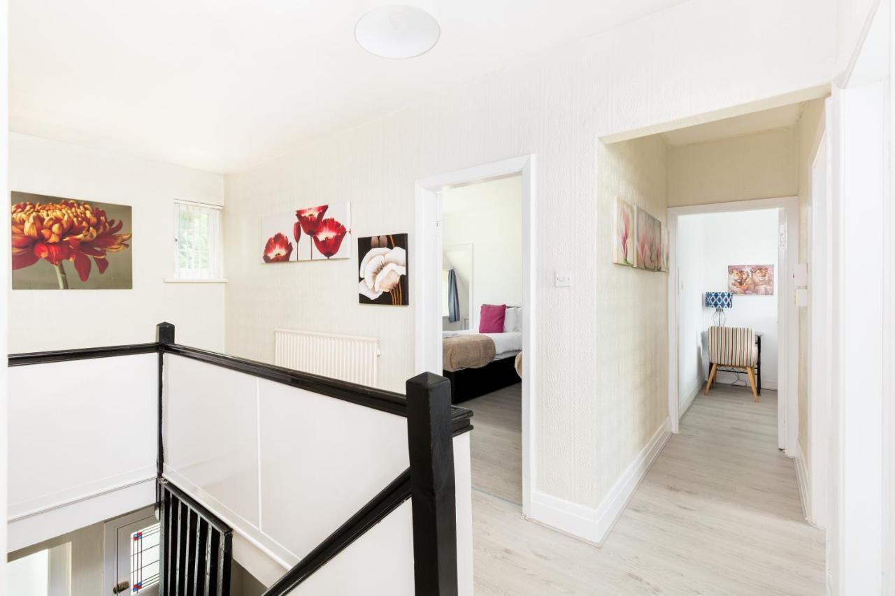 Beautiful 6 Bedroom House For 17 Guests Next To Edgbaston Stadium Birmingam Exterior foto