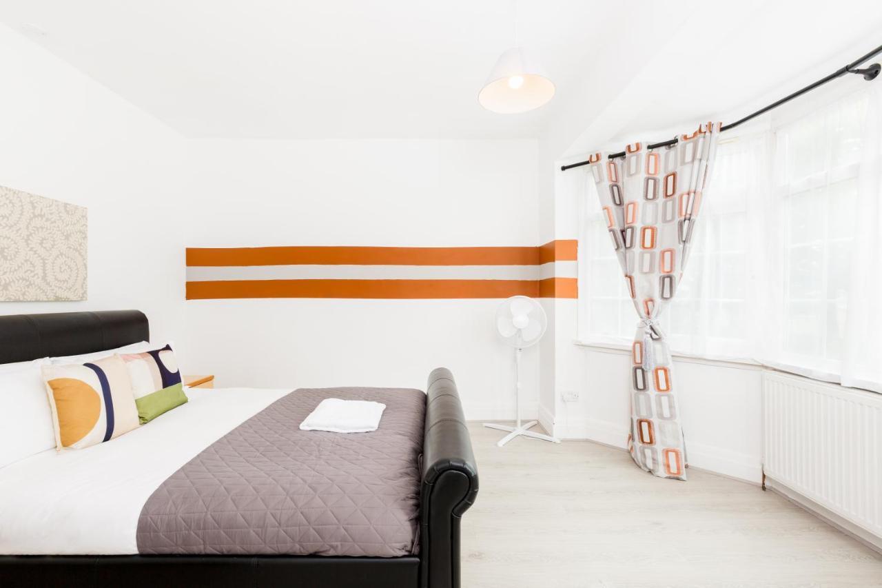 Beautiful 6 Bedroom House For 17 Guests Next To Edgbaston Stadium Birmingam Exterior foto