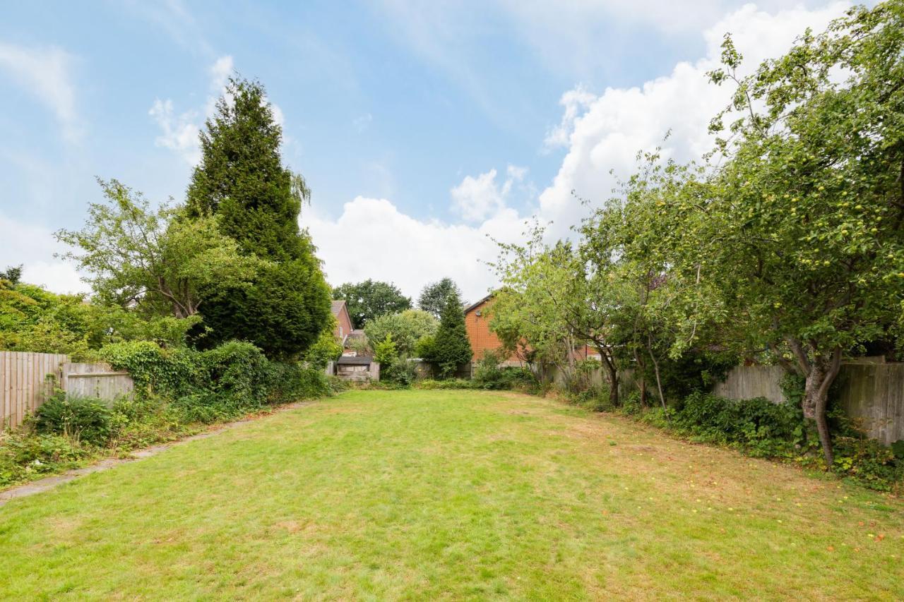 Beautiful 6 Bedroom House For 17 Guests Next To Edgbaston Stadium Birmingam Exterior foto