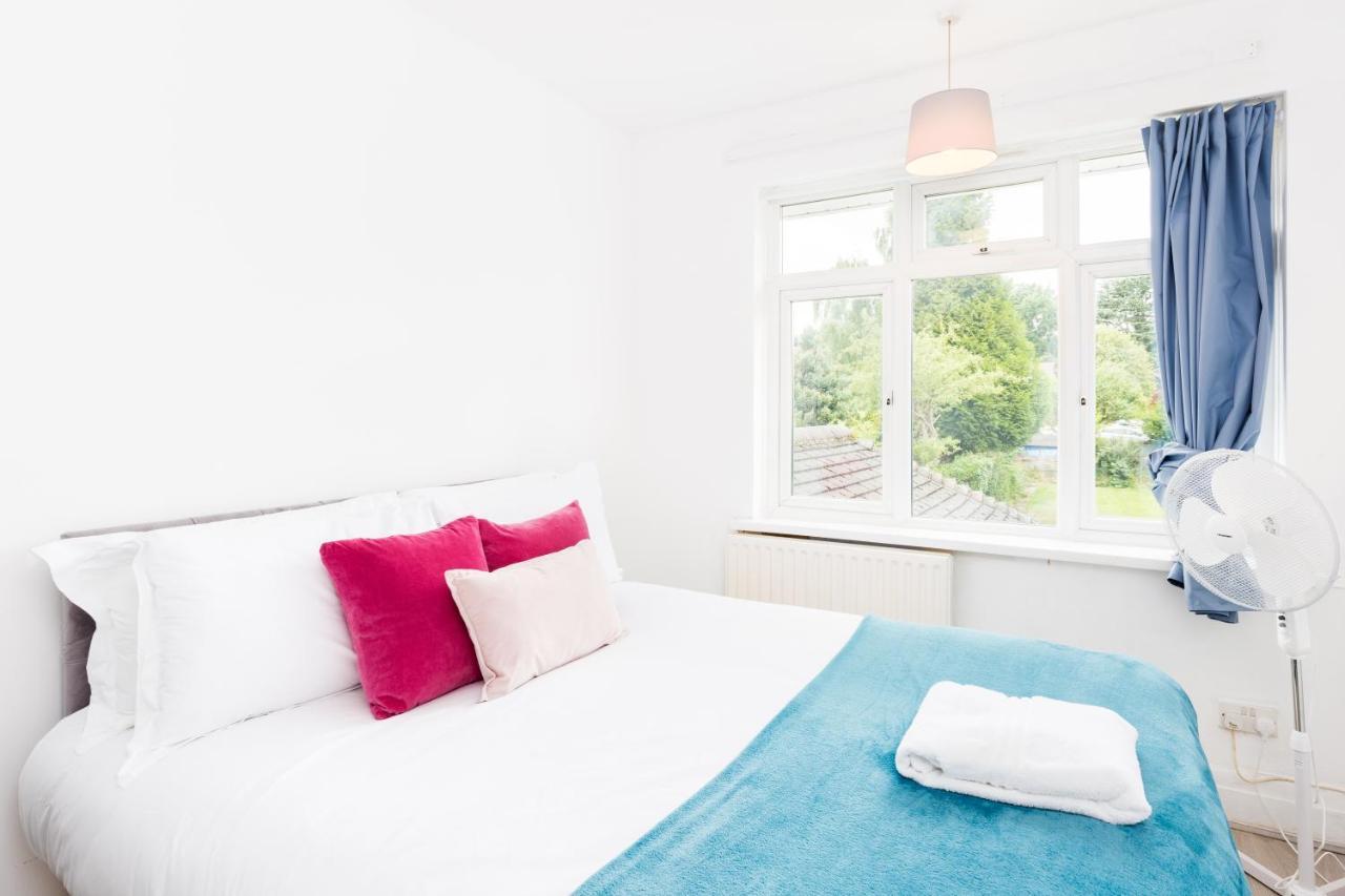 Beautiful 6 Bedroom House For 17 Guests Next To Edgbaston Stadium Birmingam Exterior foto
